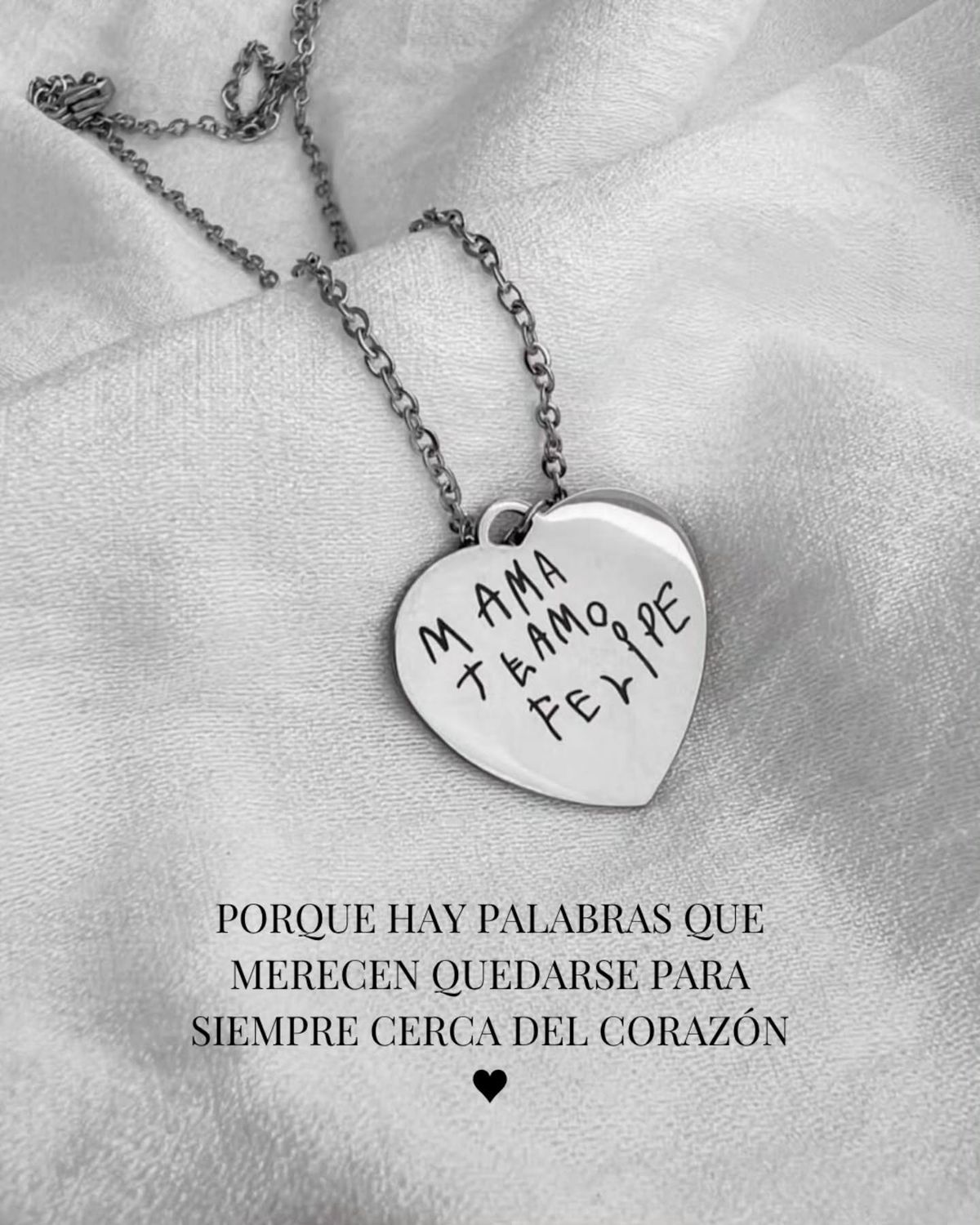 "Amor Eterno" Collar Personalizado para Mamá