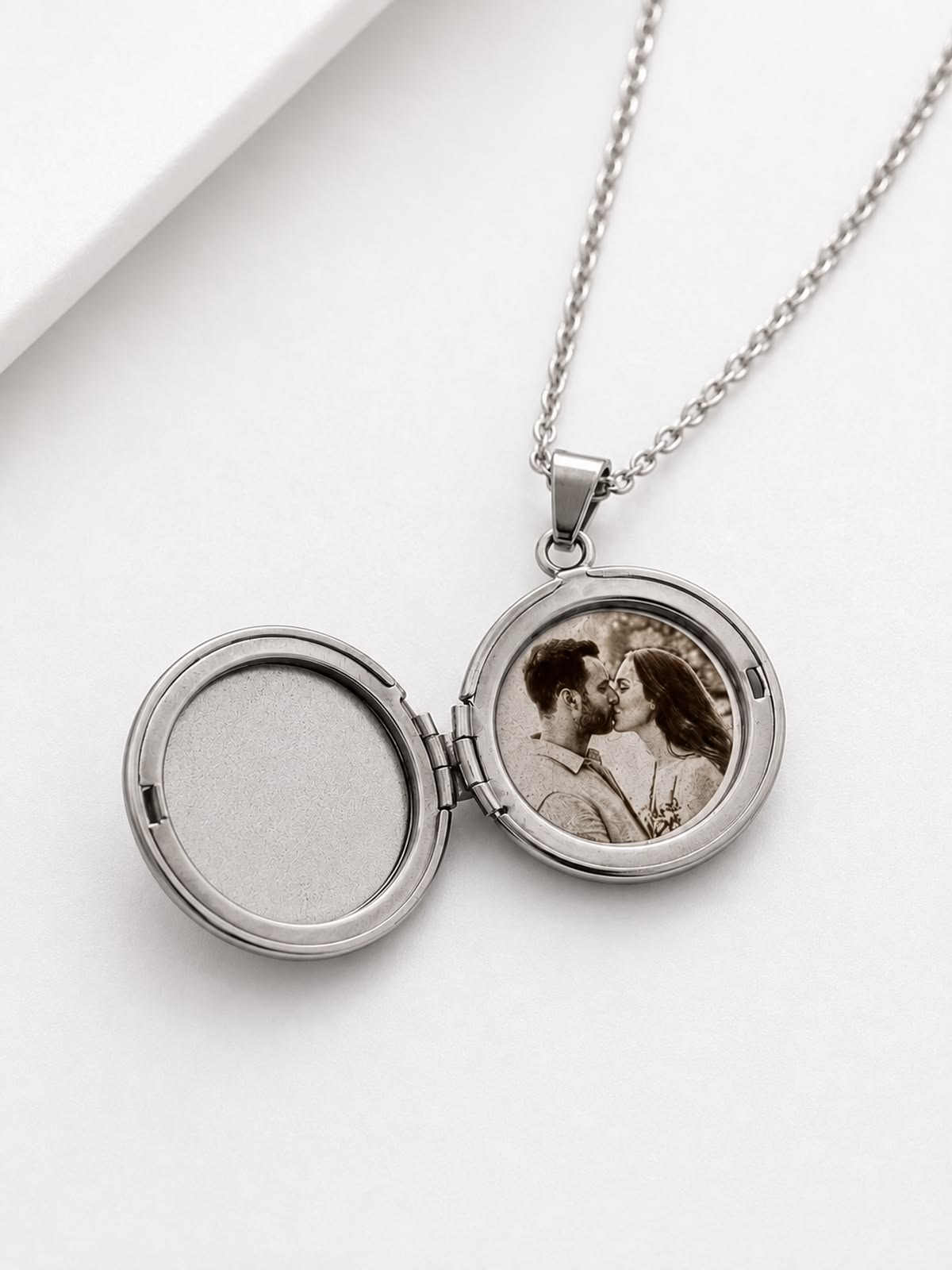 "Recuerdos Eternos" Relicarios Personalizados