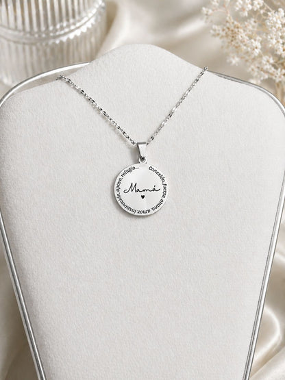 Collar Grabado "Feliz día Mamá"